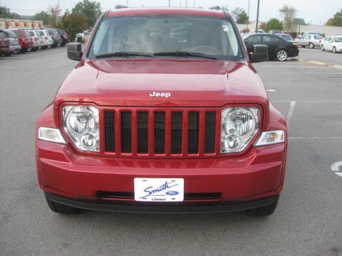 Jeep Liberty 2008 photo 2