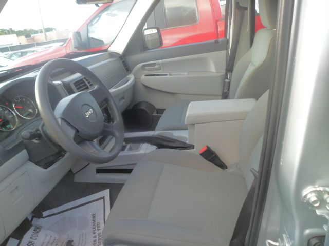 Jeep Liberty 2008 photo 1