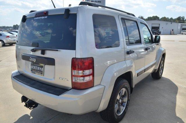 Jeep Liberty 2008 photo 5