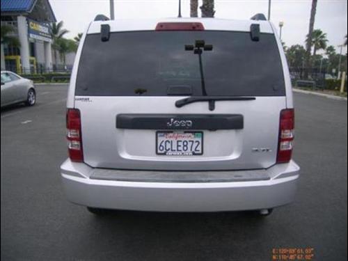 Jeep Liberty 2008 photo 3