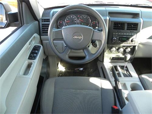 Jeep Liberty 2008 photo 1