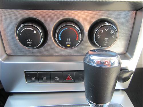 Jeep Liberty 2008 photo 3