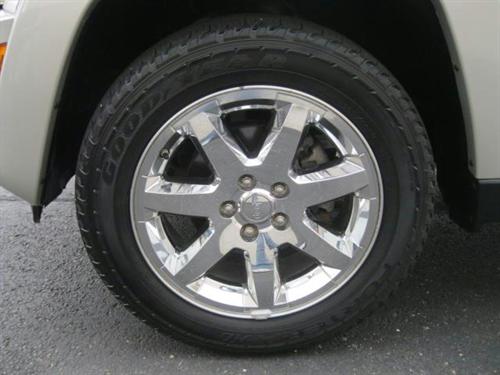 Jeep Liberty 2008 photo 2