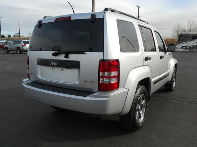 Jeep Liberty 2008 photo 1