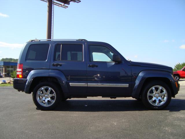 Jeep Liberty 2008 photo 1