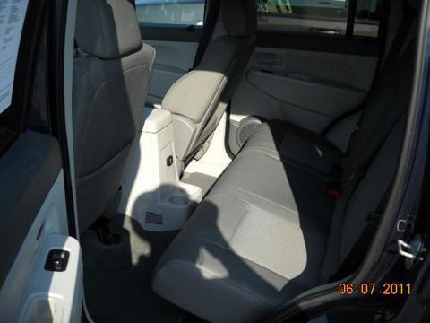 Jeep Liberty 2008 photo 2