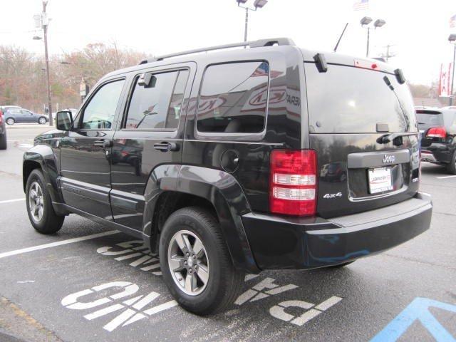 Jeep Liberty 2008 photo 3