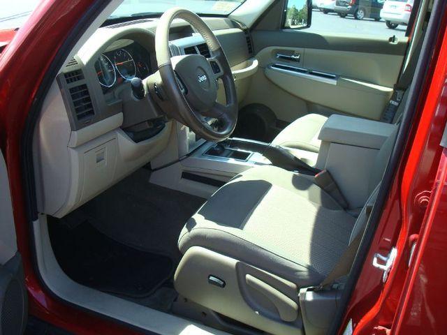 Jeep Liberty 2008 photo 3