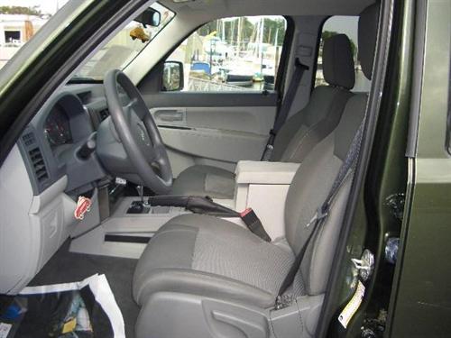 Jeep Liberty 2008 photo 4