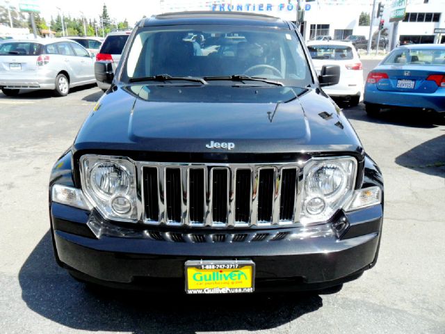 Jeep Liberty 2008 photo 4