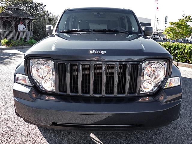 Jeep Liberty 2008 photo 3