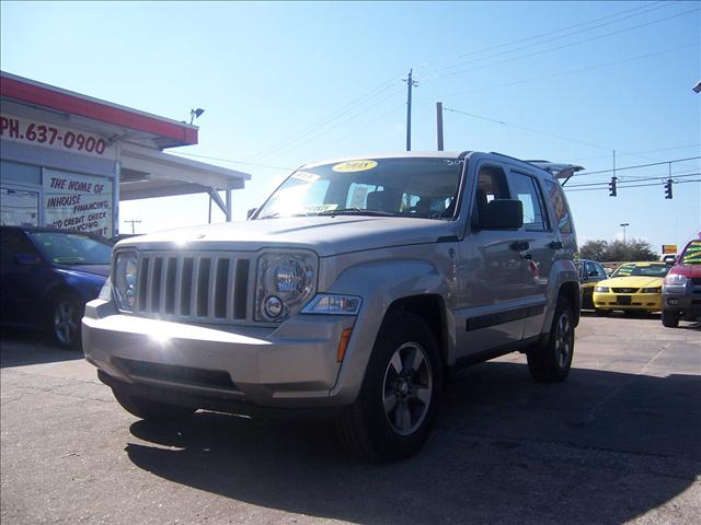 Jeep Liberty 2008 photo 2