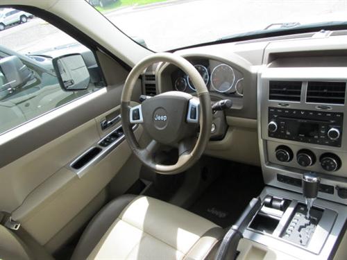 Jeep Liberty 2008 photo 1