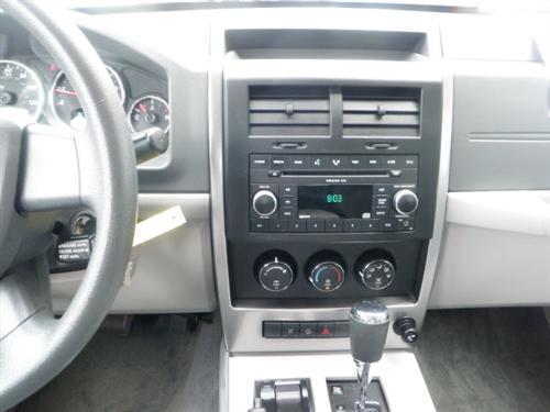 Jeep Liberty 2008 photo 1