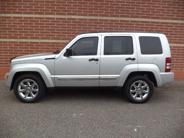 Jeep Liberty 2008 photo 3