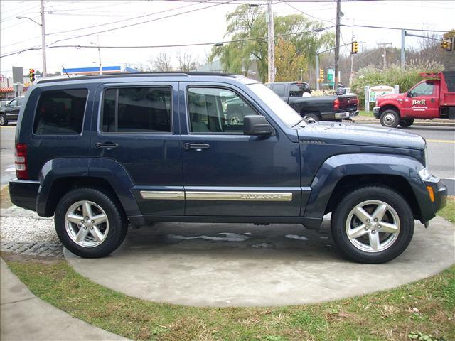 Jeep Liberty 2008 photo 3