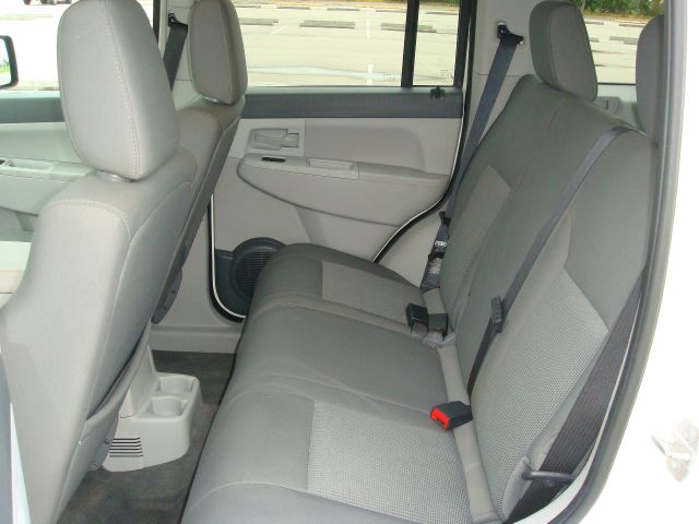 Jeep Liberty 2008 photo 2