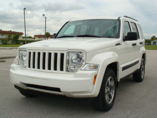 Jeep Liberty 2008 photo 3