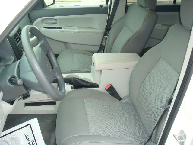 Jeep Liberty 2008 photo 4