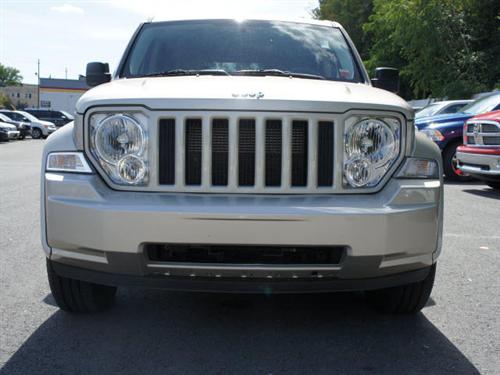 Jeep Liberty 2008 photo 2