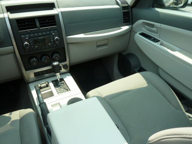 Jeep Liberty 2008 photo 5