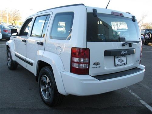 Jeep Liberty 2008 photo 1