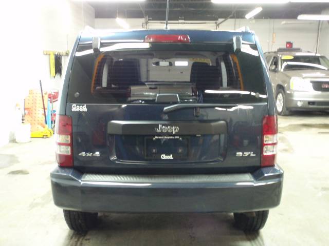 Jeep Liberty 2008 photo 3
