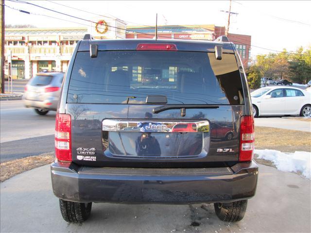 Jeep Liberty 2008 photo 4