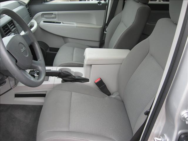 Jeep Liberty 2008 photo 1