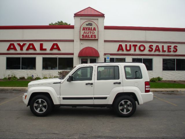 Jeep Liberty Extended Cab V8 LT W/1lt SUV