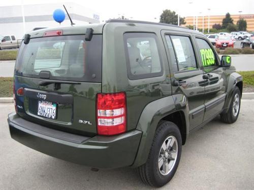 Jeep Liberty 2008 photo 2