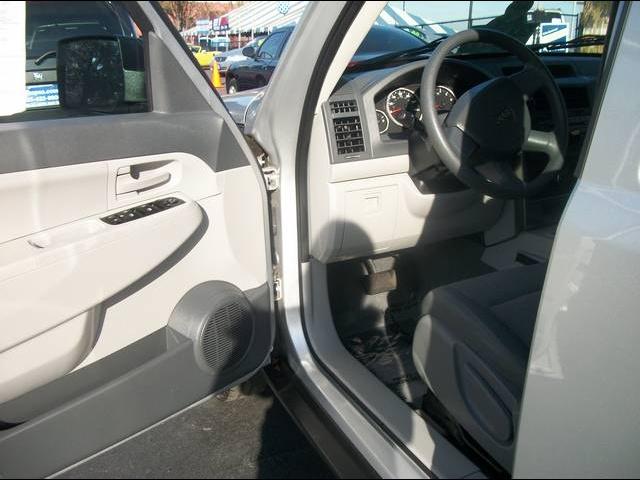 Jeep Liberty 2008 photo 2