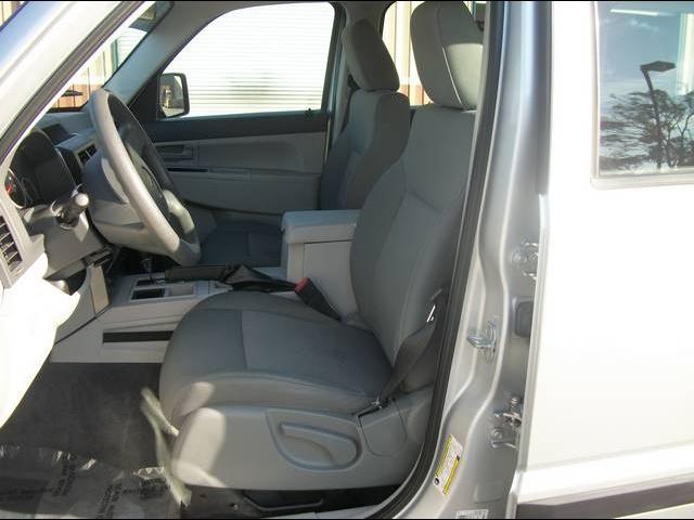 Jeep Liberty 2008 photo 3
