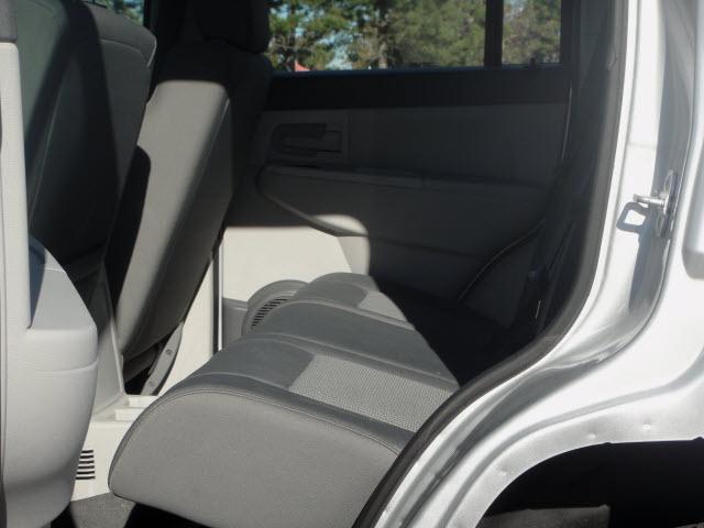 Jeep Liberty 2008 photo 4