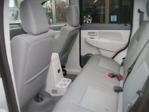 Jeep Liberty 2008 photo 2