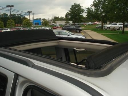 Jeep Liberty 2008 photo 2