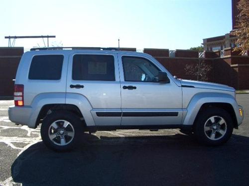 Jeep Liberty 2008 photo 1