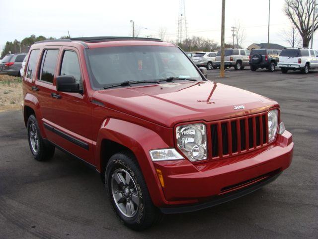 Jeep Liberty 2008 photo 3