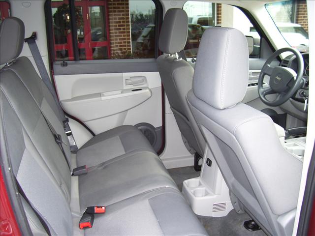Jeep Liberty 2008 photo 3