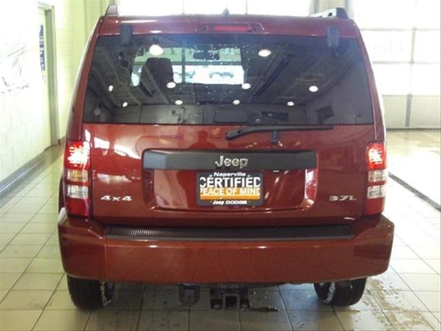 Jeep Liberty 2008 photo 2