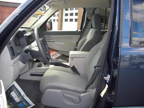 Jeep Liberty 2008 photo 2