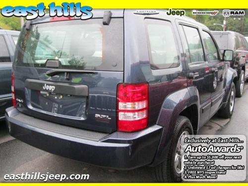 Jeep Liberty 2008 photo 2