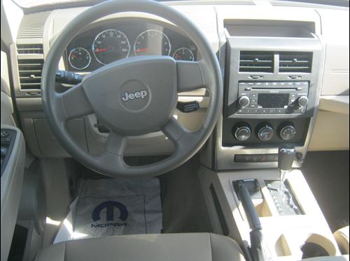 Jeep Liberty 2008 photo 1