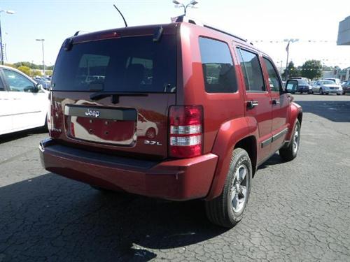 Jeep Liberty 2008 photo 3