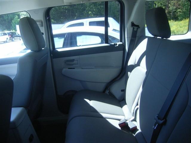 Jeep Liberty 2008 photo 2