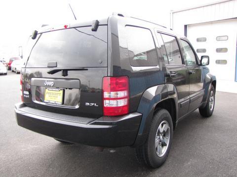 Jeep Liberty 2008 photo 2