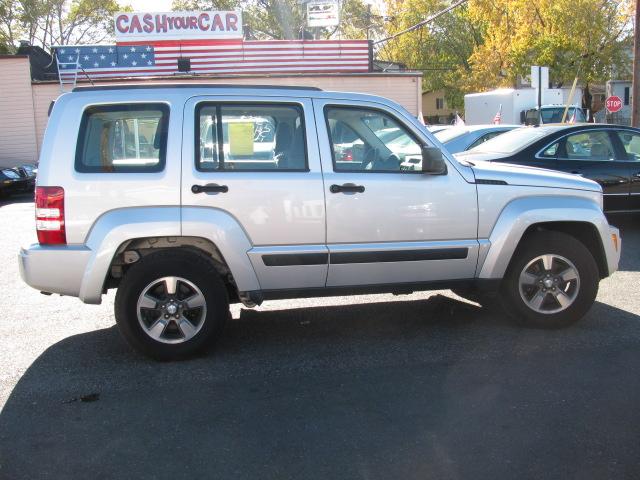 Jeep Liberty 2008 photo 3