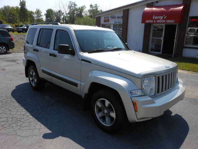 Jeep Liberty 2008 photo 2