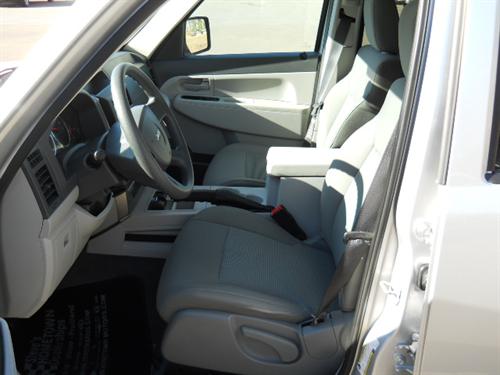 Jeep Liberty 2008 photo 3
