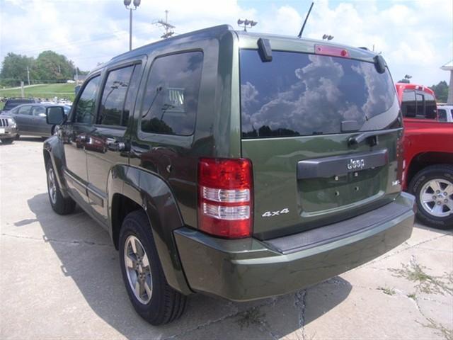 Jeep Liberty 2008 photo 1